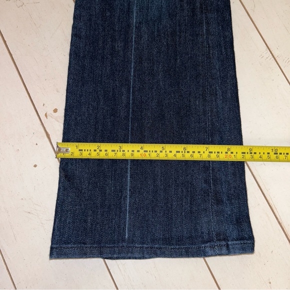 7 for all mankind // bootcut, size 28 - Picture 9 of 12